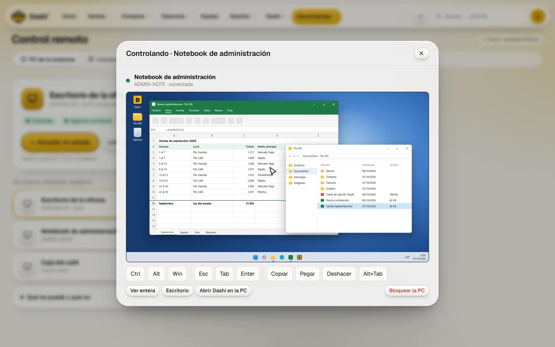 Desde una computadora, el escritorio de Windows de otra PC con una planilla de Excel y sus carpetas